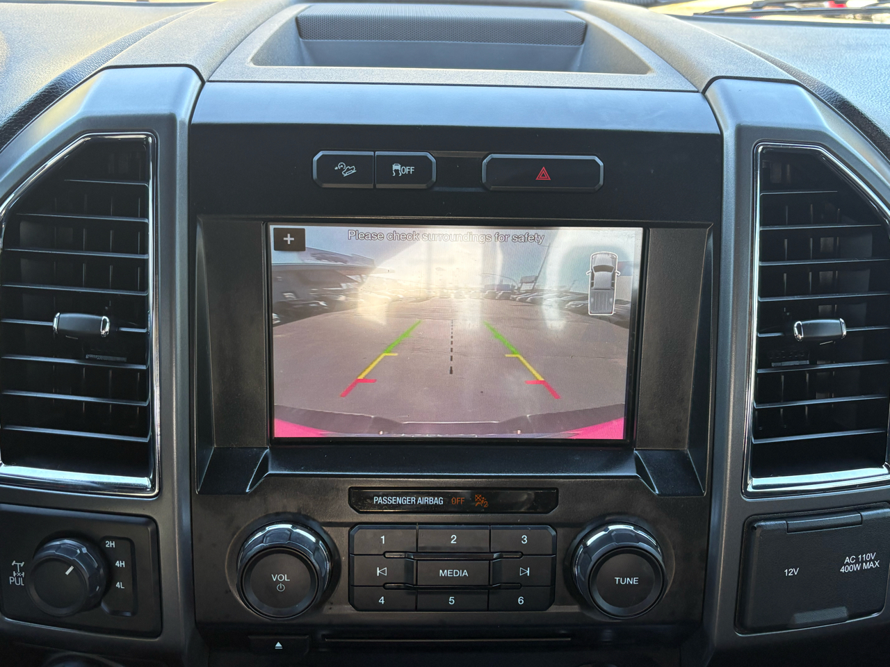 Ford F-150 4WD Reg Cab 141" XLT 2016