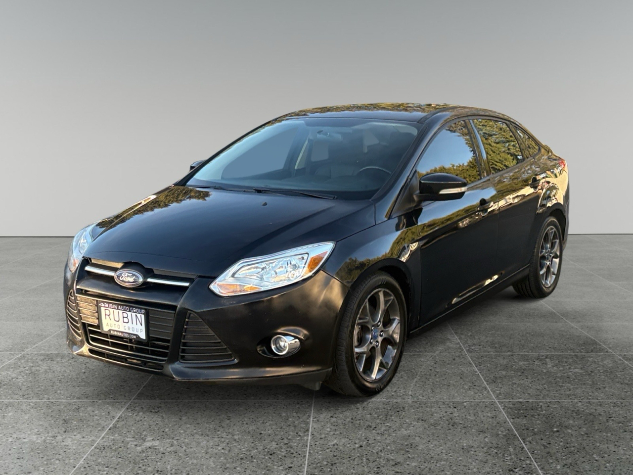 Ford Focus SE Sedan 2013
