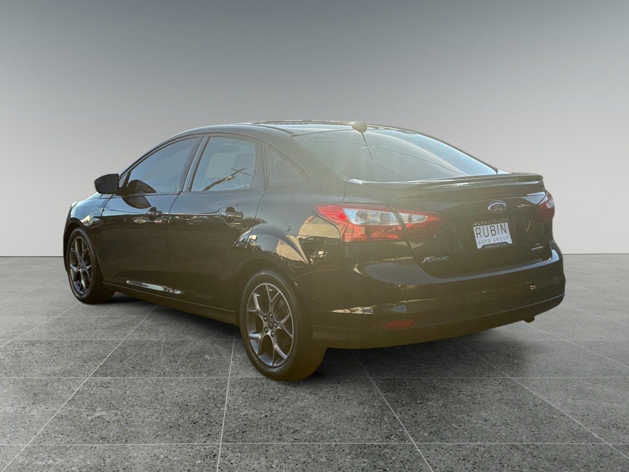 Ford Focus SE Sedan 2013