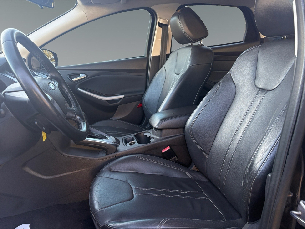 Ford Focus SE Sedan 2013