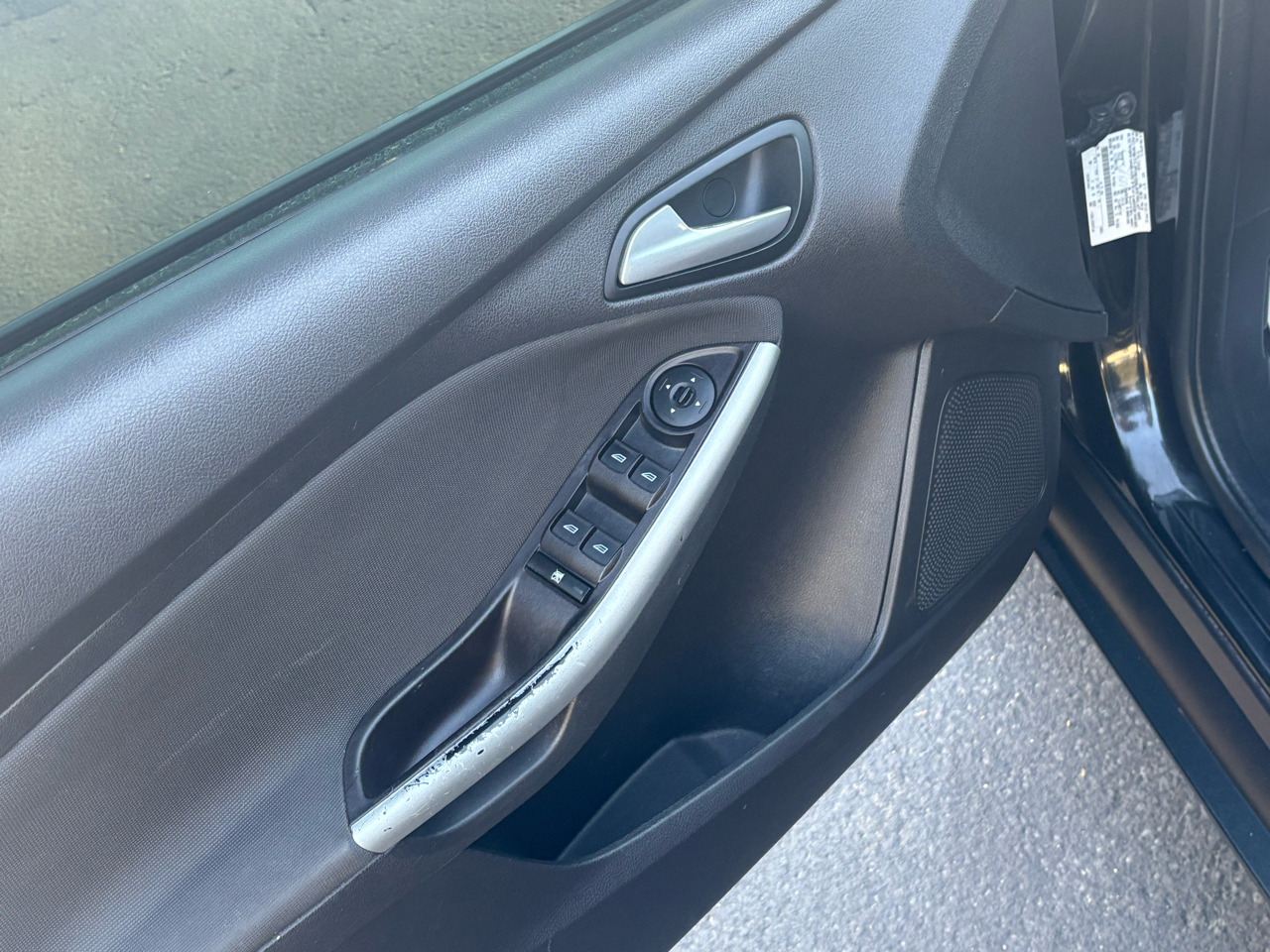 Ford Focus SE Sedan 2013