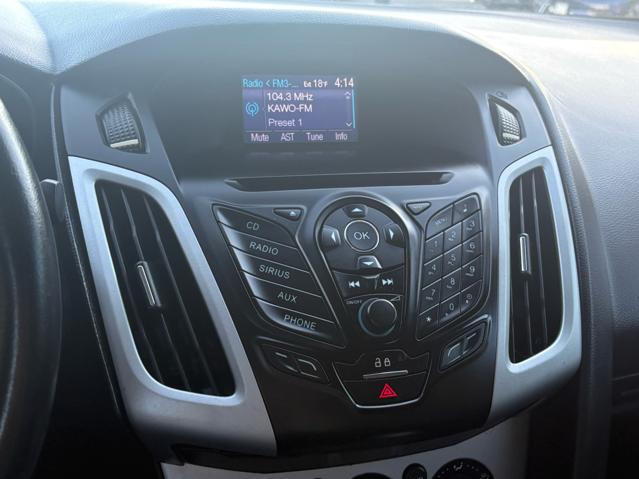 Ford Focus SE Sedan 2013