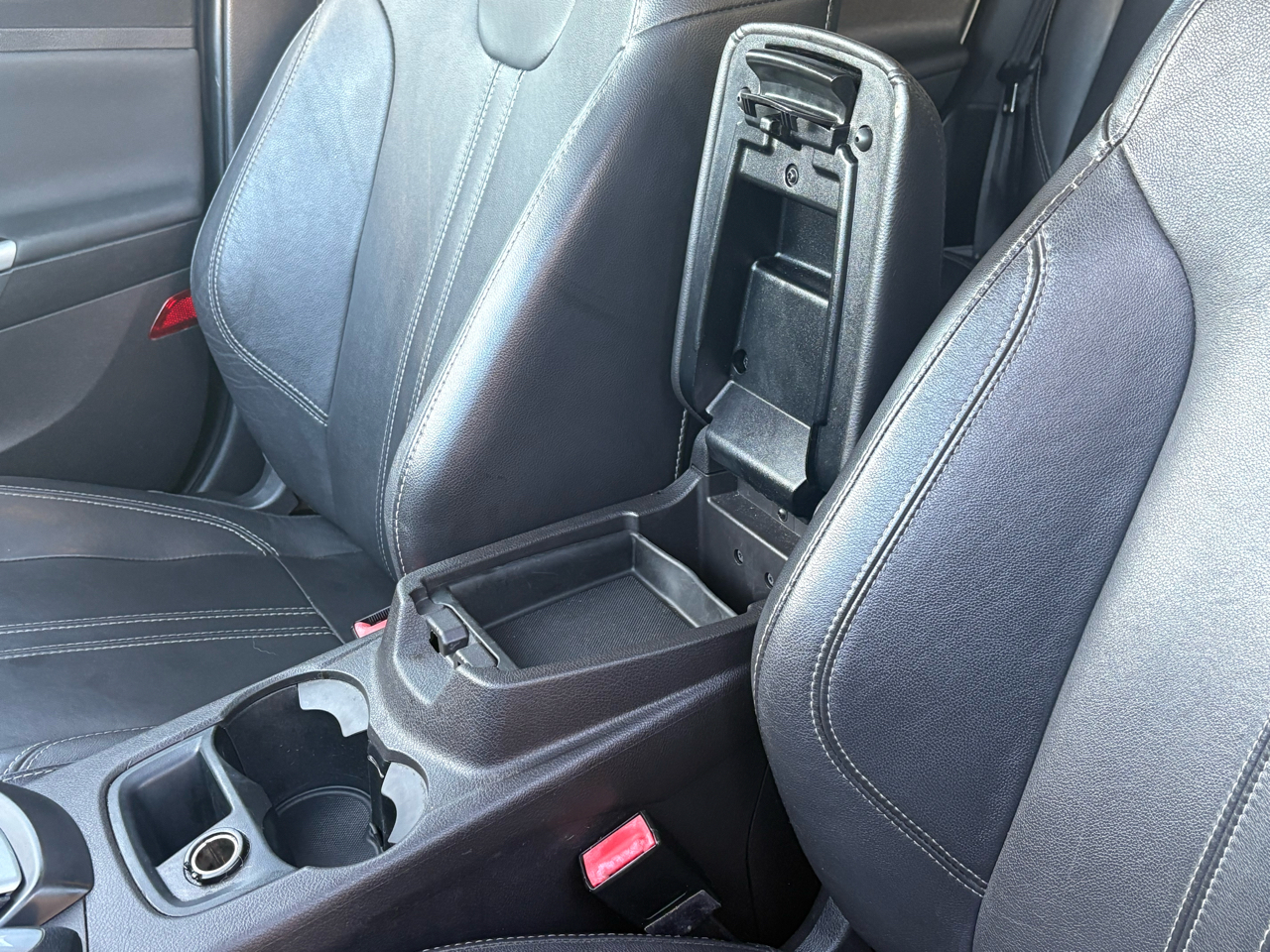 Ford Focus SE Sedan 2013