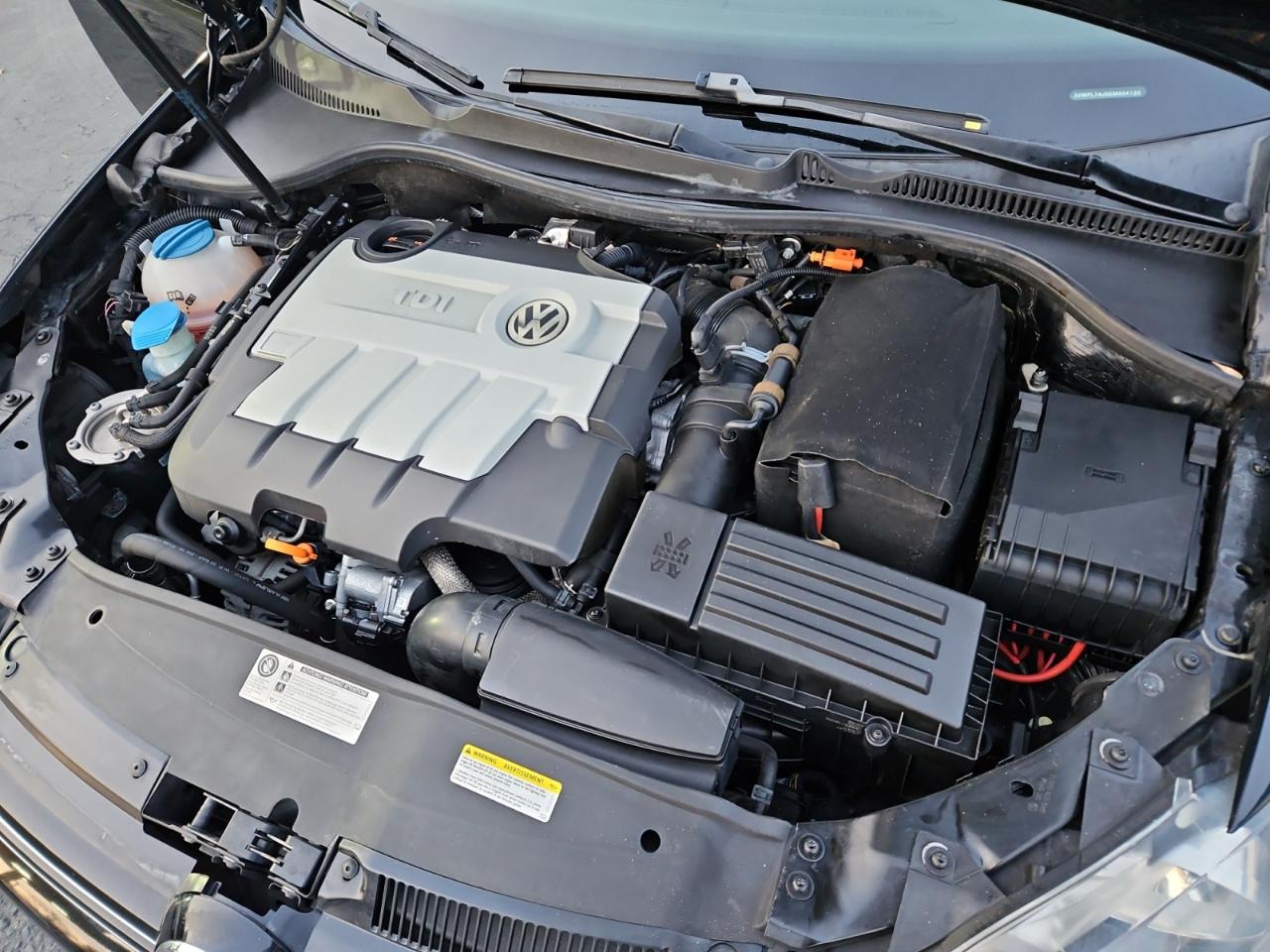 Volkswagen Jetta SportWagen 2.0L TDI 2014