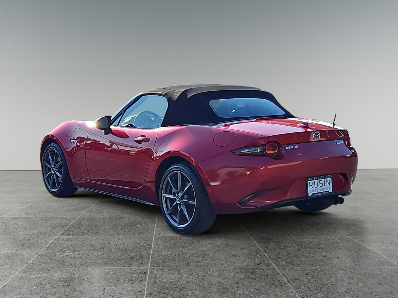 Mazda MX-5 Miata Grand Touring 6AT 2016