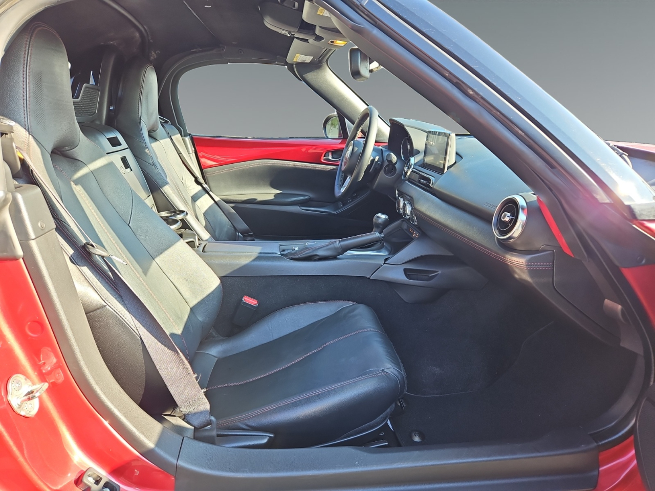 Mazda MX-5 Miata Grand Touring 6AT 2016