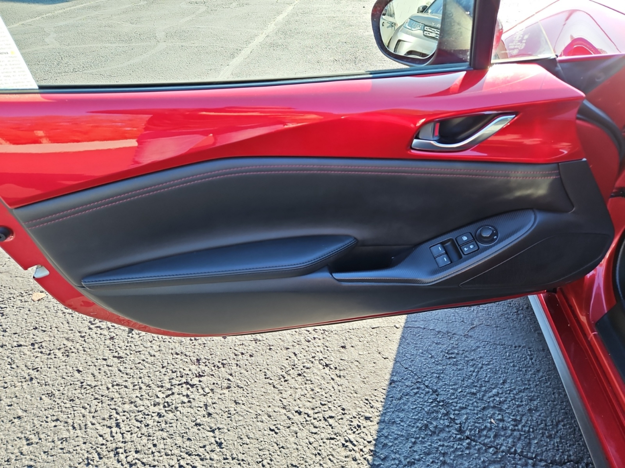 Mazda MX-5 Miata Grand Touring 6AT 2016