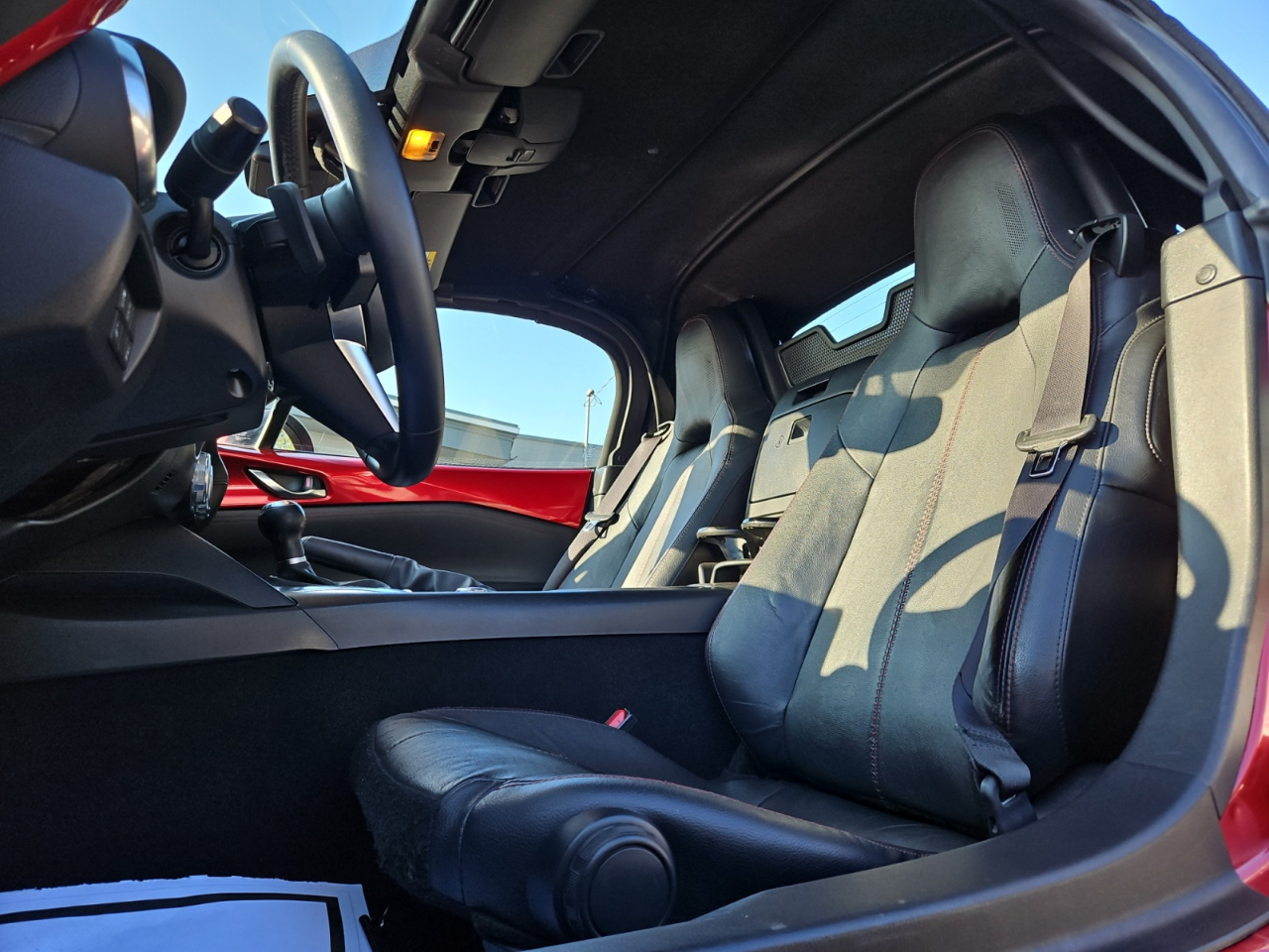 Mazda MX-5 Miata Grand Touring 6AT 2016