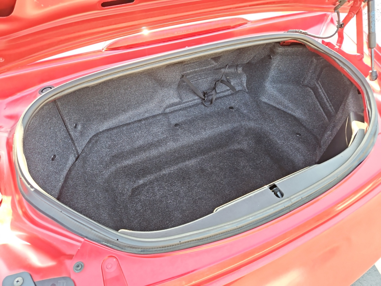 Mazda MX-5 Miata Grand Touring 6AT 2016