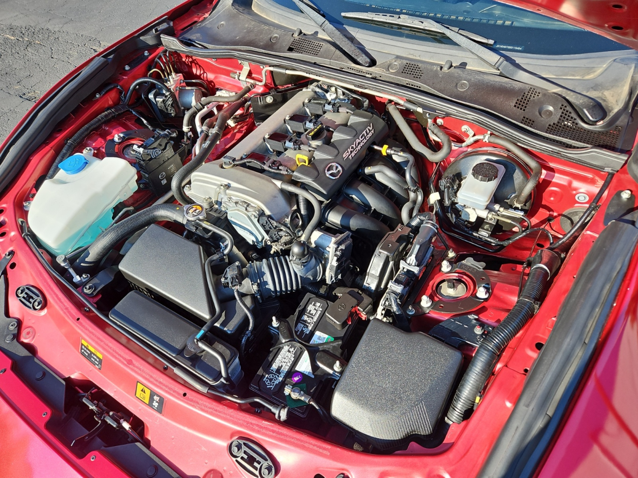 Mazda MX-5 Miata Grand Touring 6AT 2016