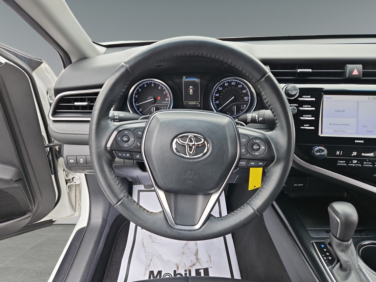 Toyota Camry SE 2020