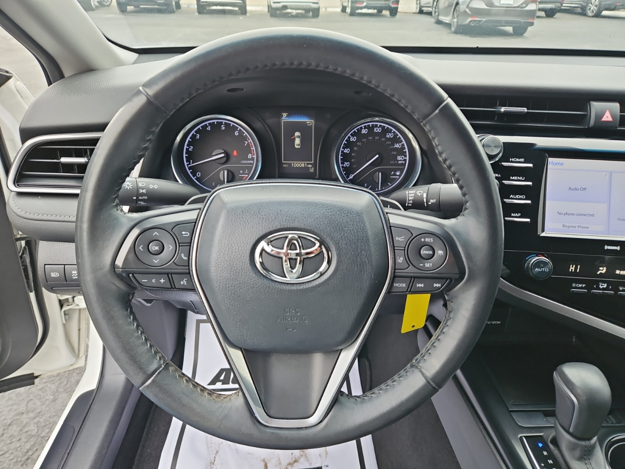 Toyota Camry SE 2020