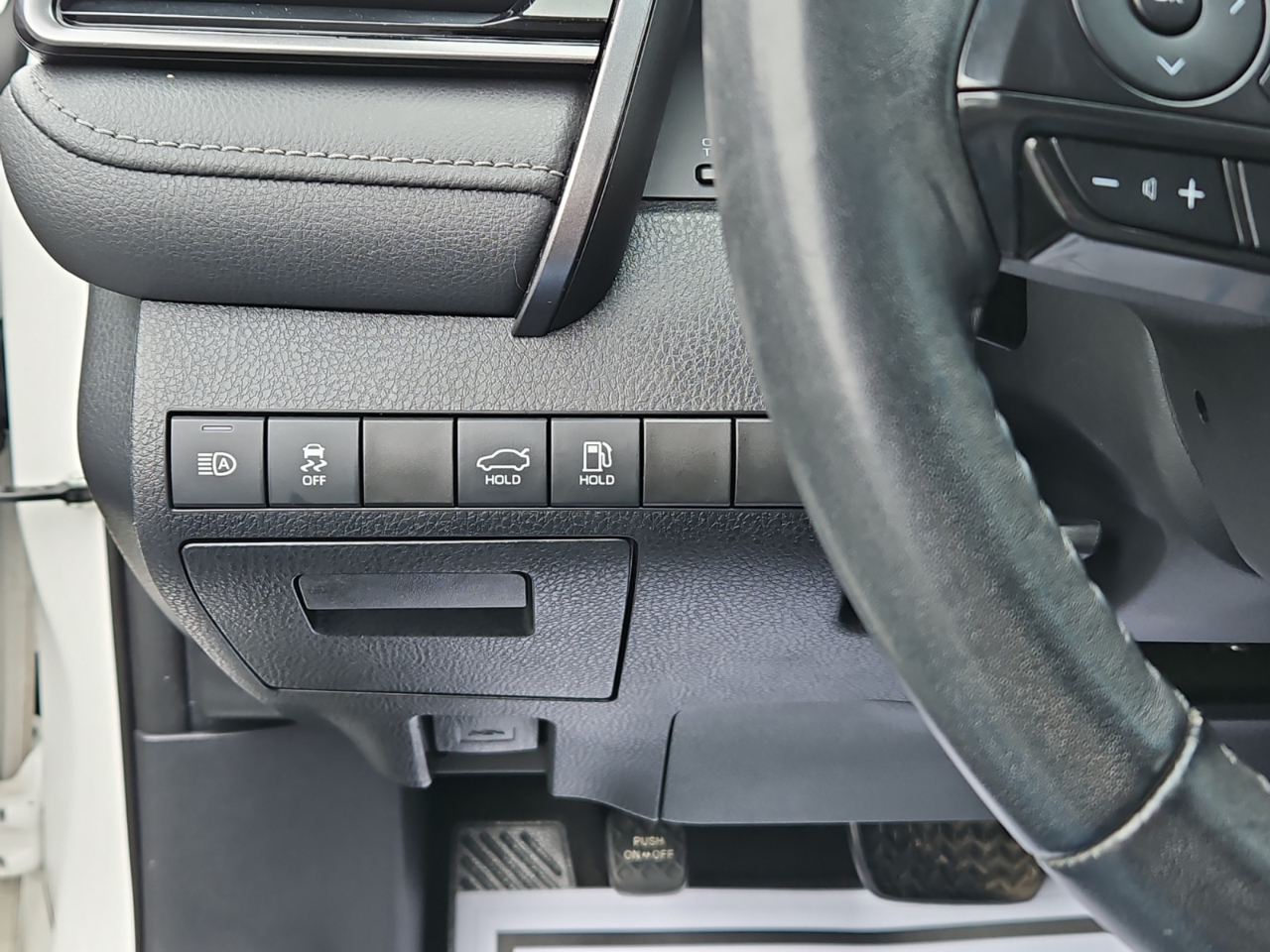 Toyota Camry SE 2020