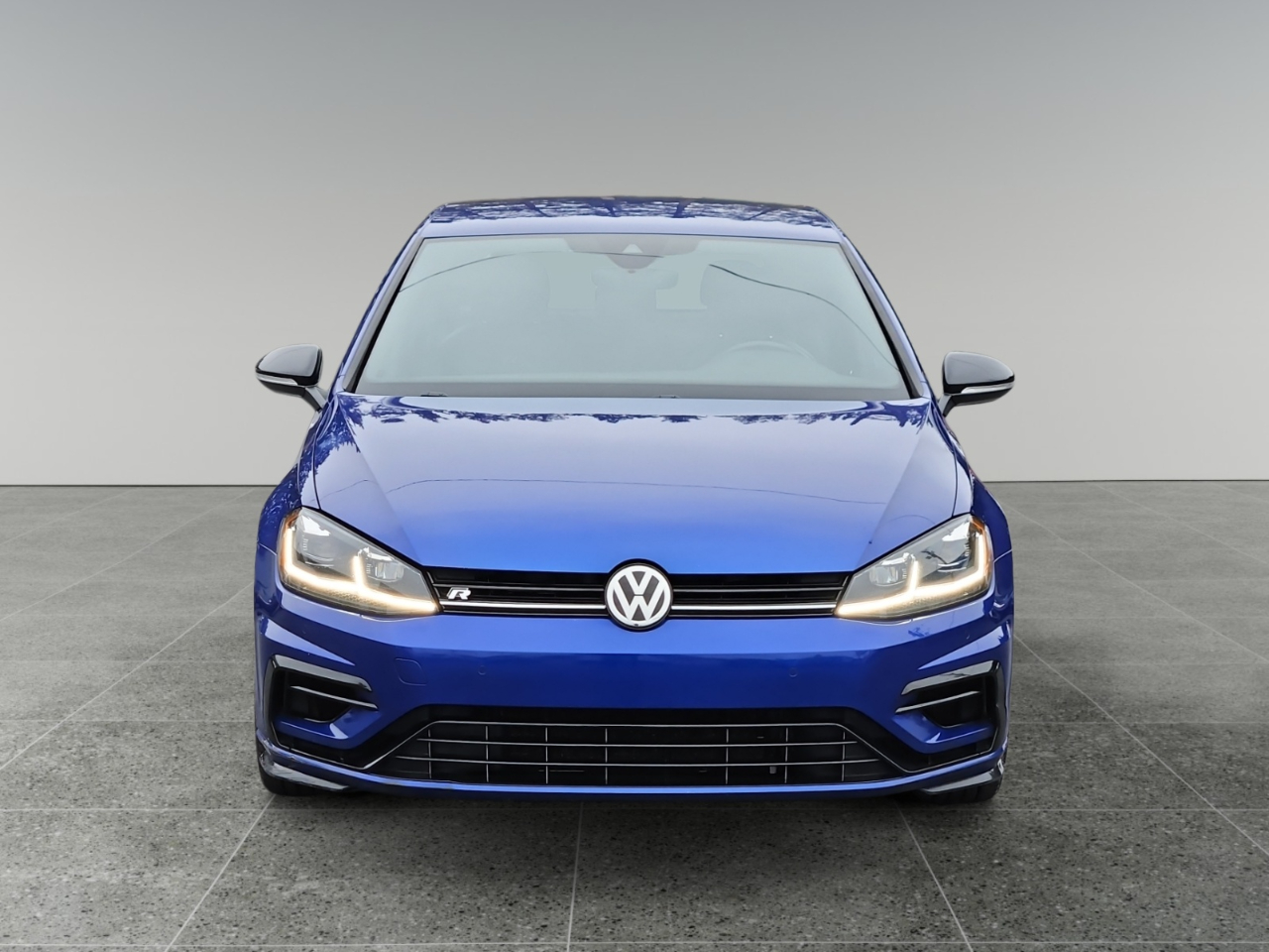 Volkswagen Golf R DCS and Navigation 7A 2018