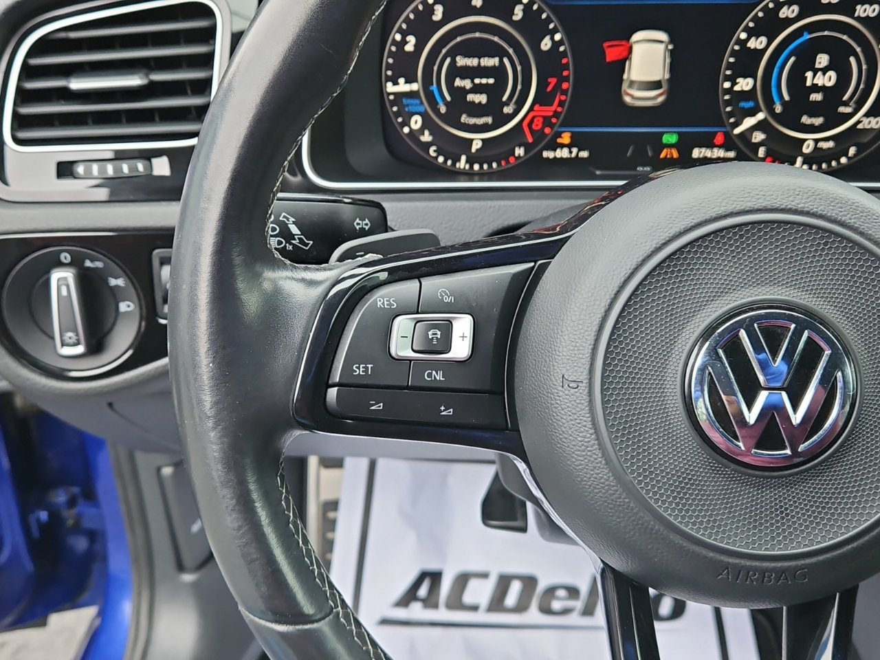 Volkswagen Golf R DCS and Navigation 7A 2018