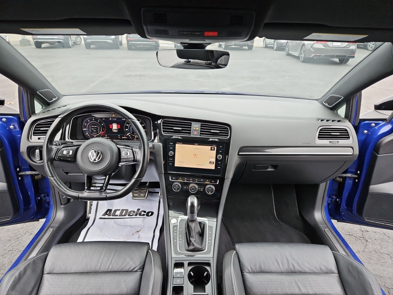 Volkswagen Golf R DCS and Navigation 7A 2018