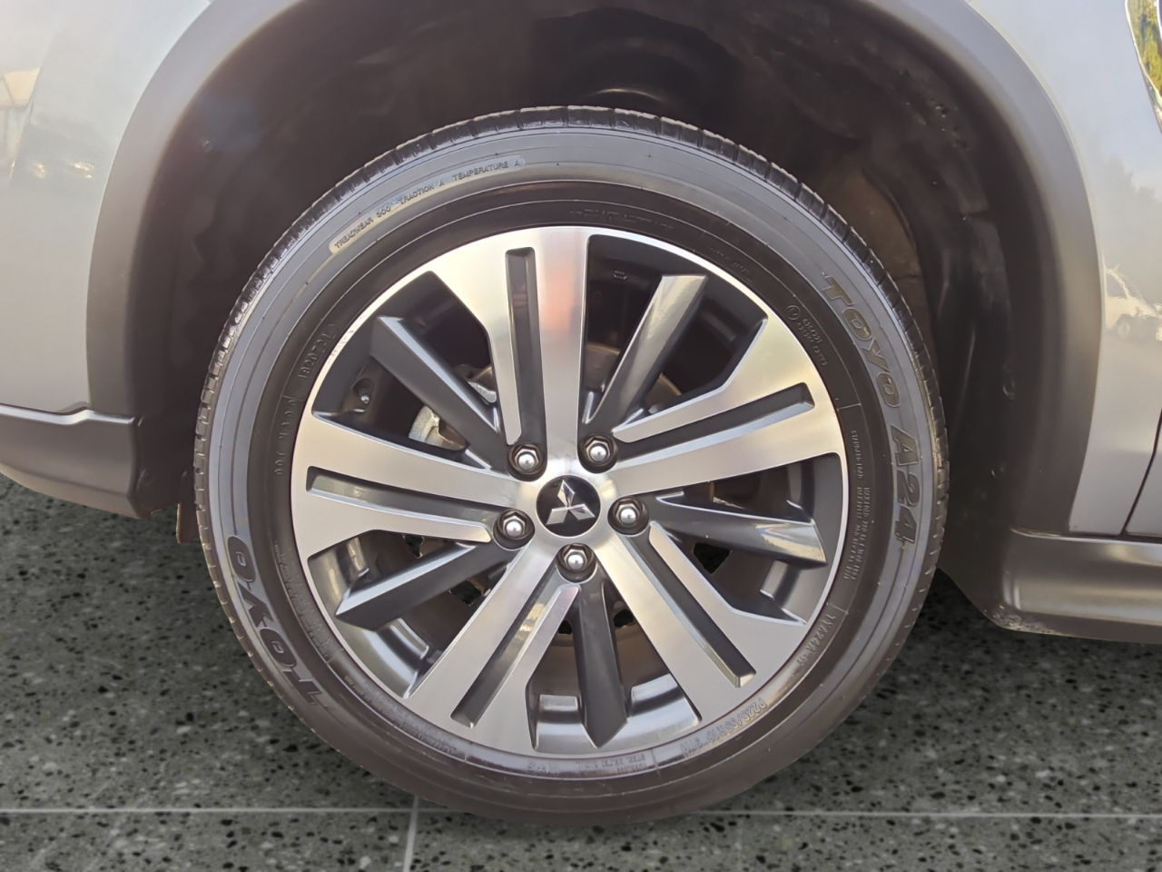 Mitsubishi Outlander Sport 2.0 ES 4WD CVT 2020