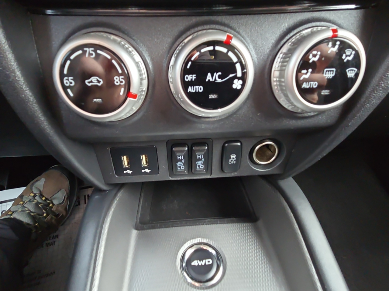 Mitsubishi Outlander Sport 2.0 ES 4WD CVT 2020