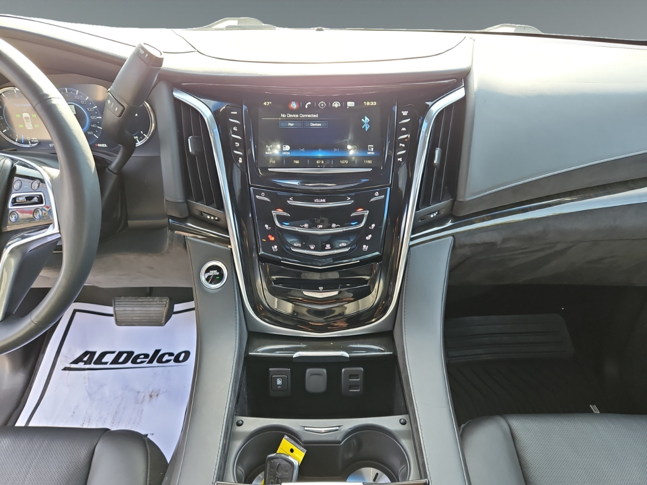 Cadillac Escalade ESV Platinum 4WD 2017