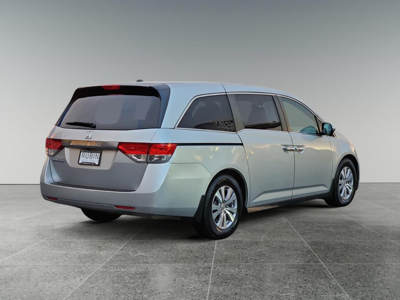 Honda Odyssey EX-L AT with RES & NAVI 2015