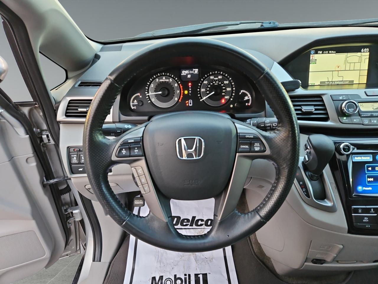 Honda Odyssey EX-L AT with RES & NAVI 2015