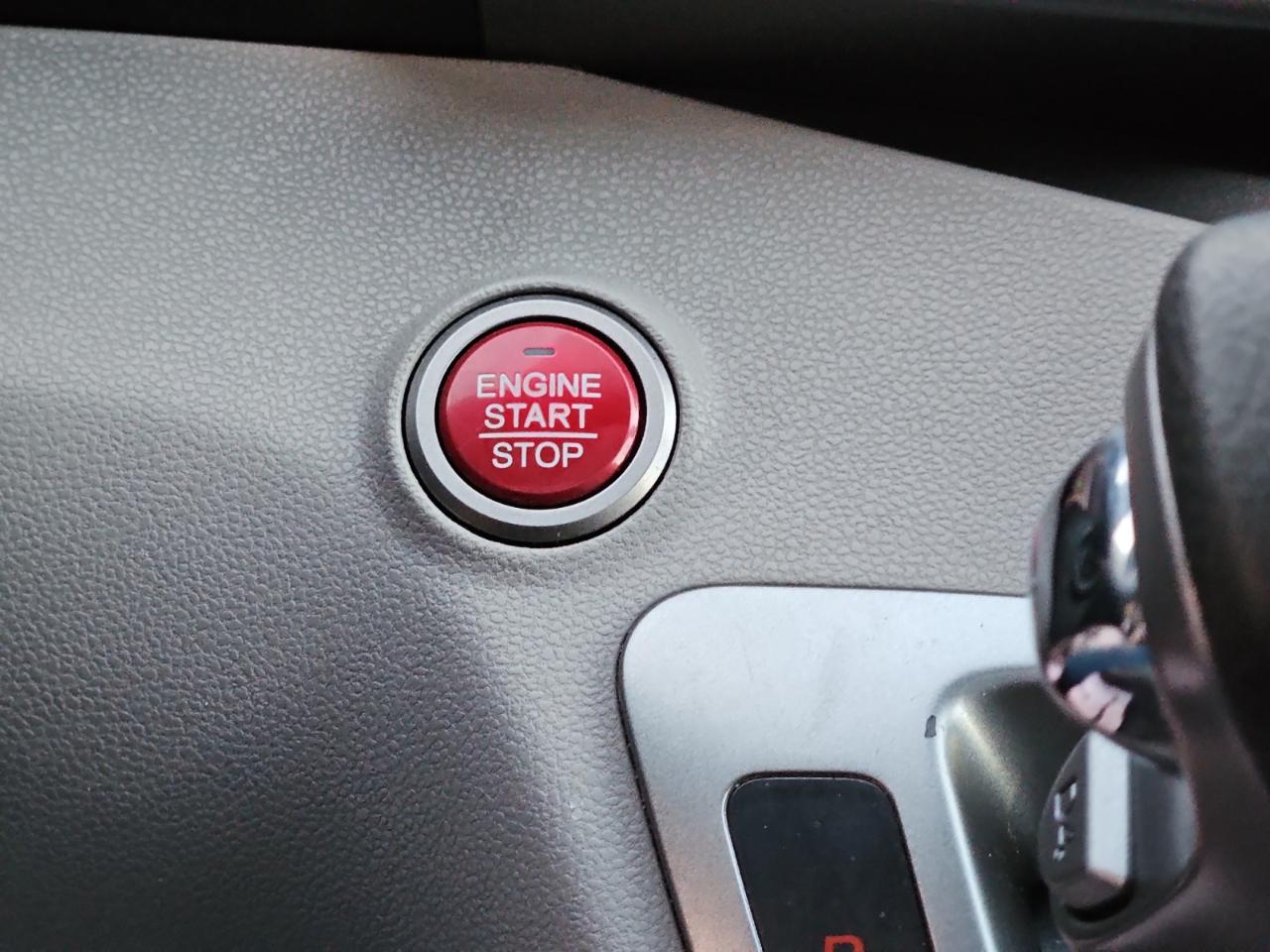 Honda Odyssey EX-L AT with RES & NAVI 2015