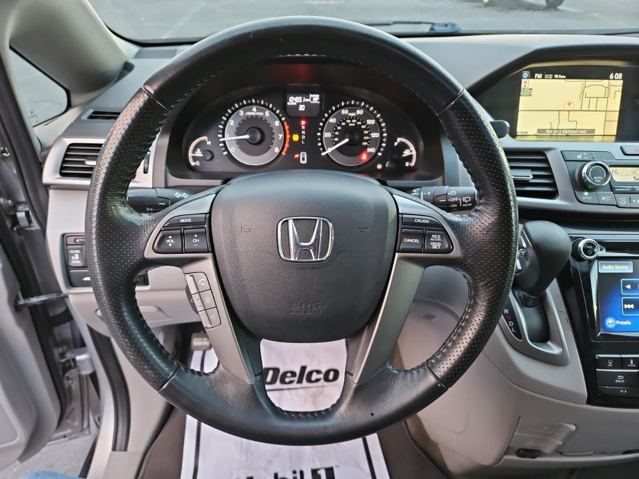 Honda Odyssey EX-L AT with RES & NAVI 2015