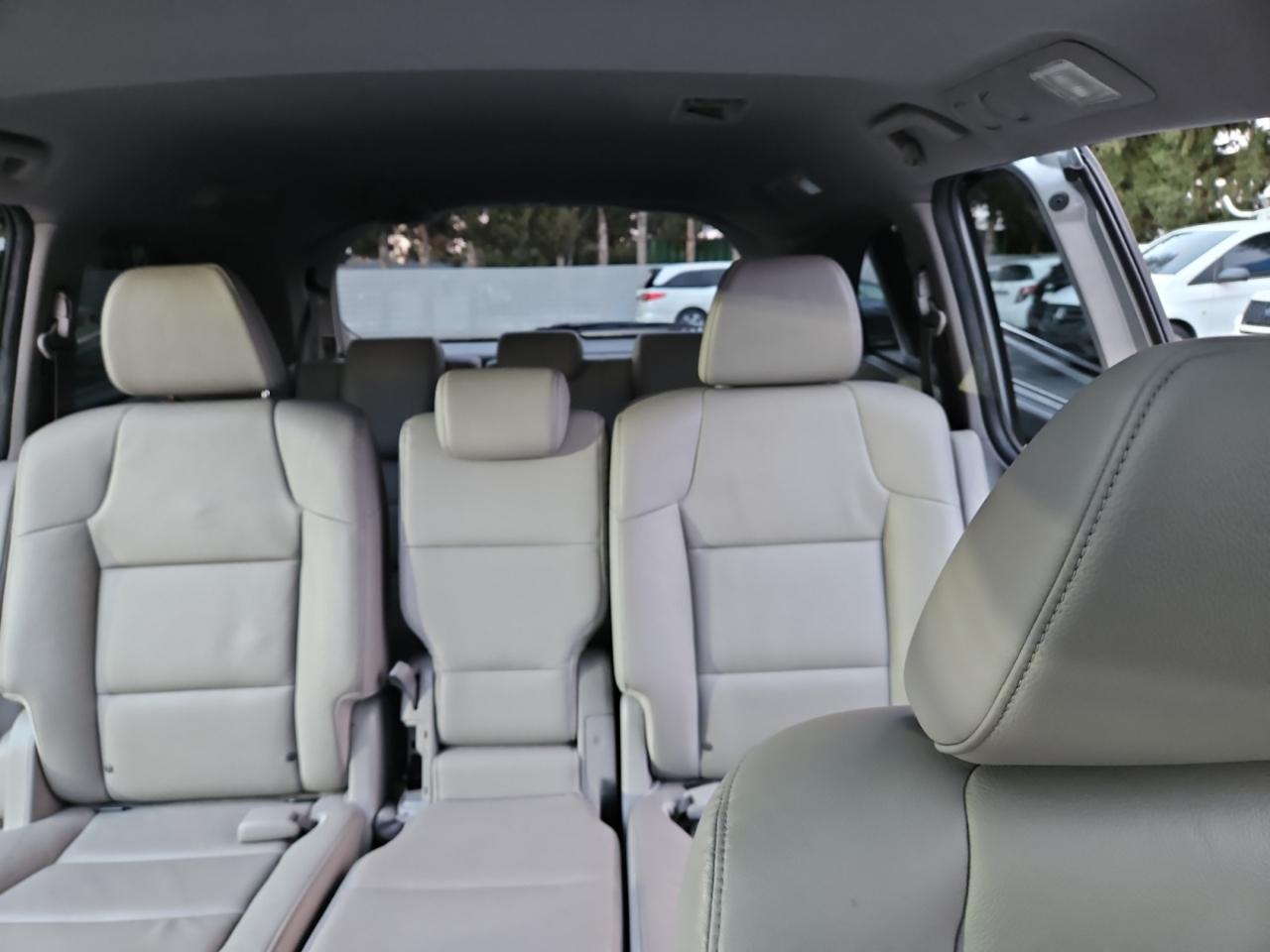 Honda Odyssey EX-L AT with RES & NAVI 2015