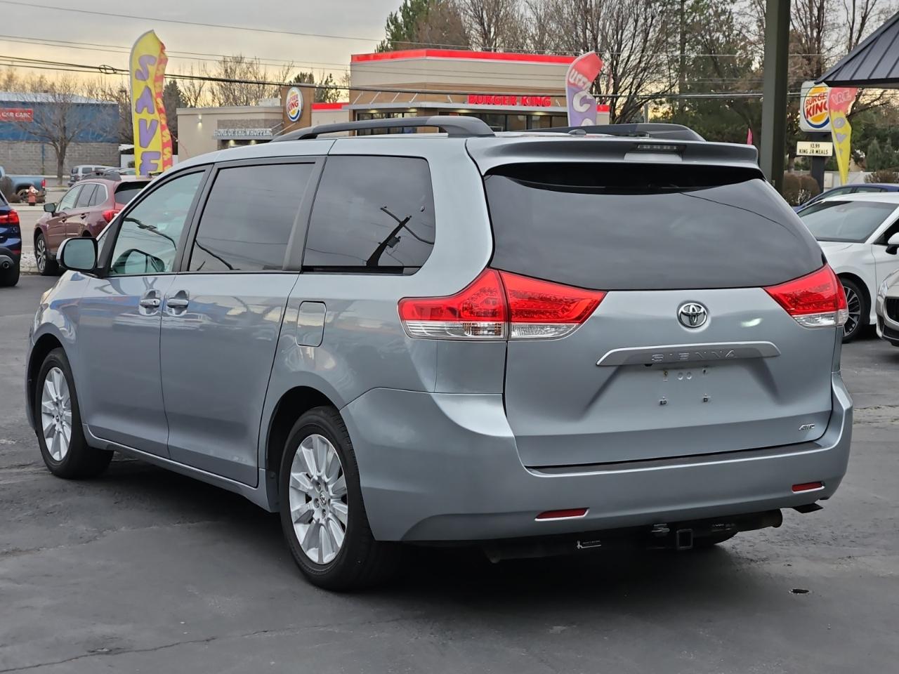 Toyota Sienna XLE 7 Passenger 2013