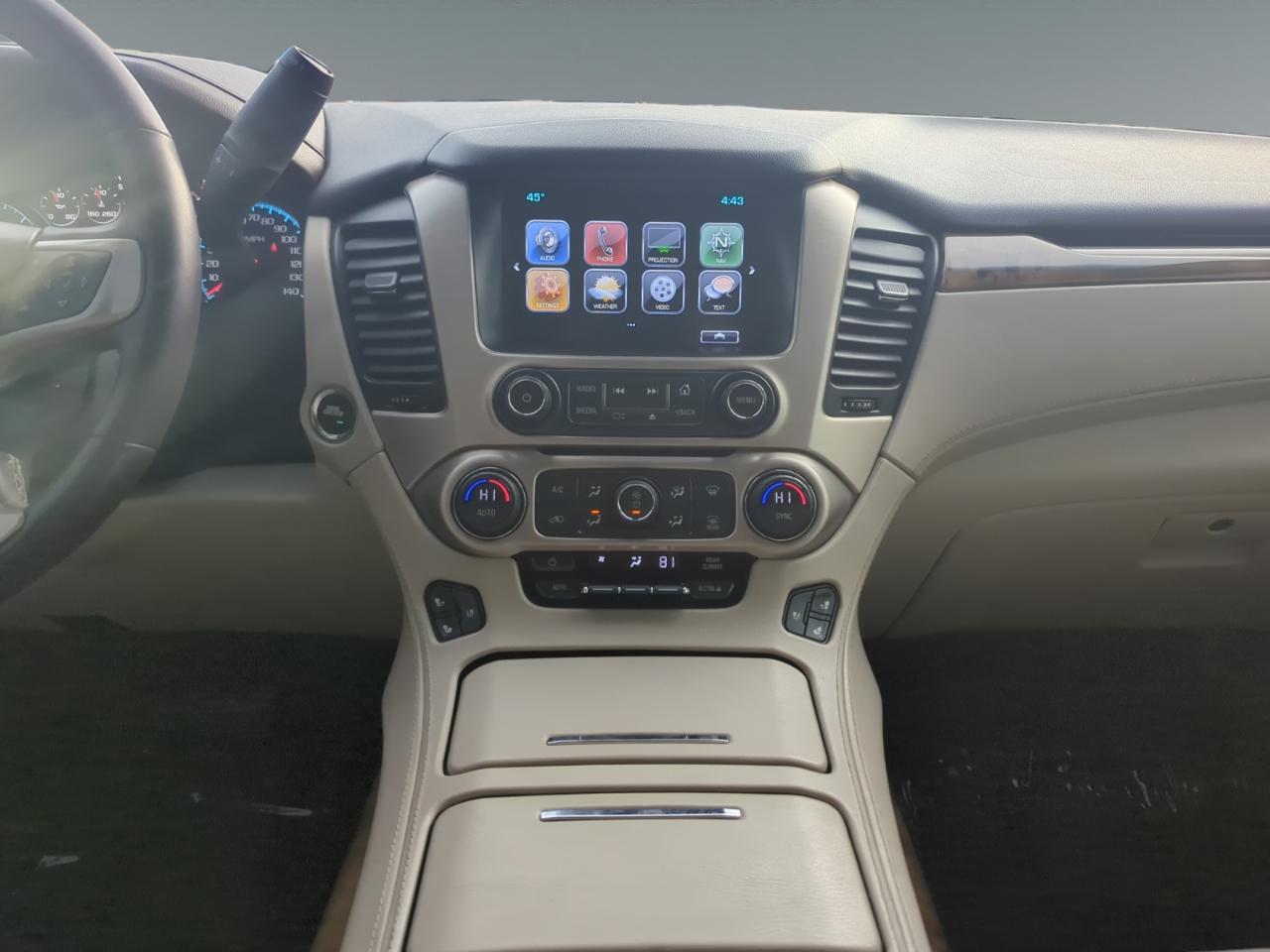 GMC Yukon Denali 4WD 2017