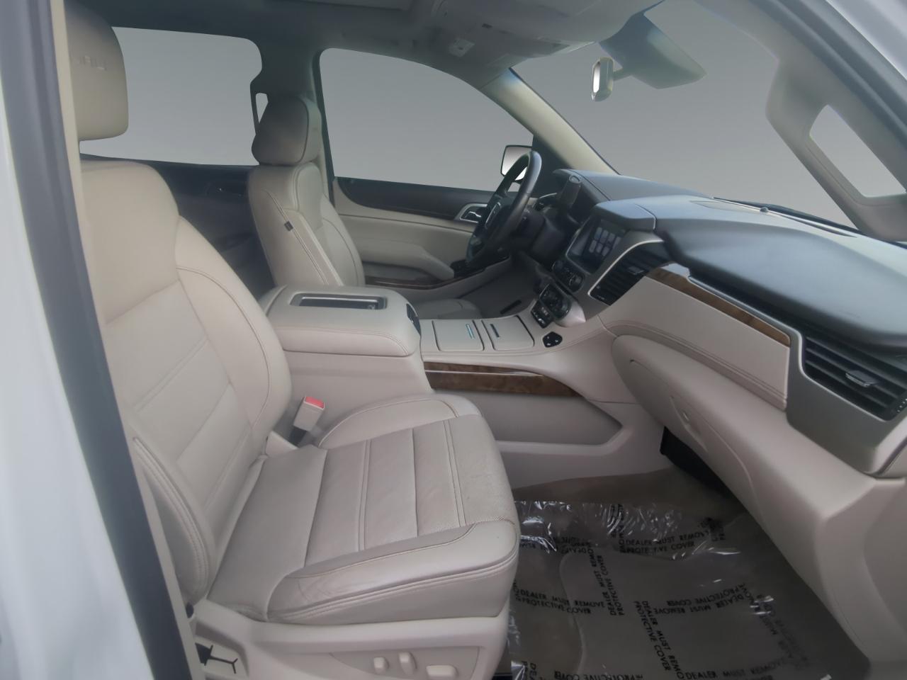 GMC Yukon Denali 4WD 2017