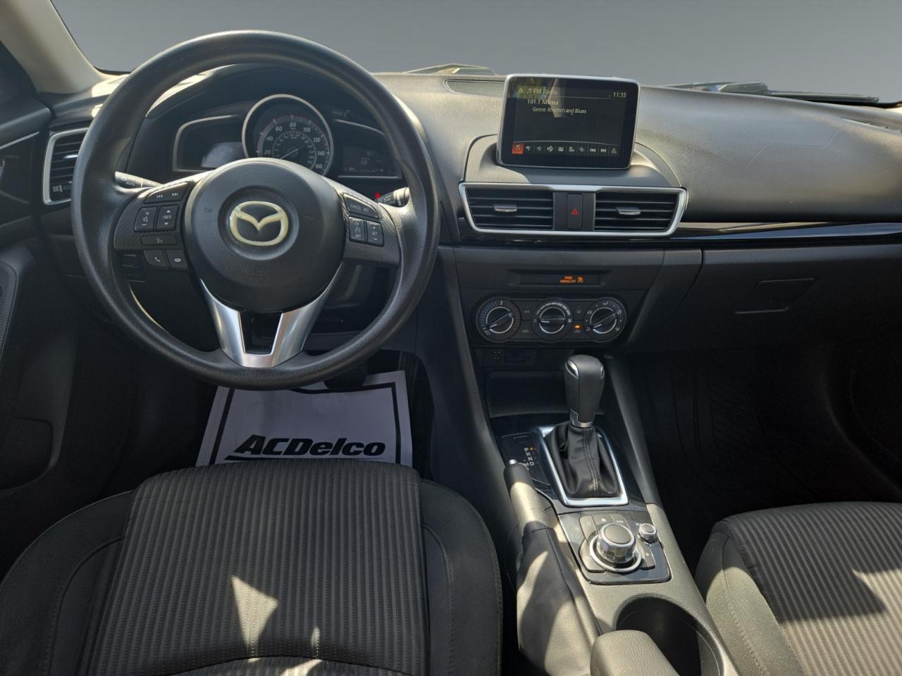 Mazda MAZDA3 i Sport AT 4-Door 2016