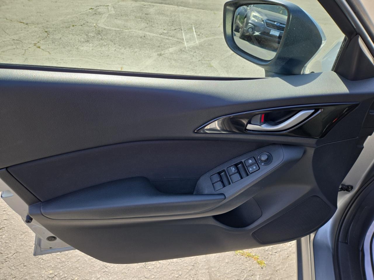 Mazda MAZDA3 i Sport AT 4-Door 2016