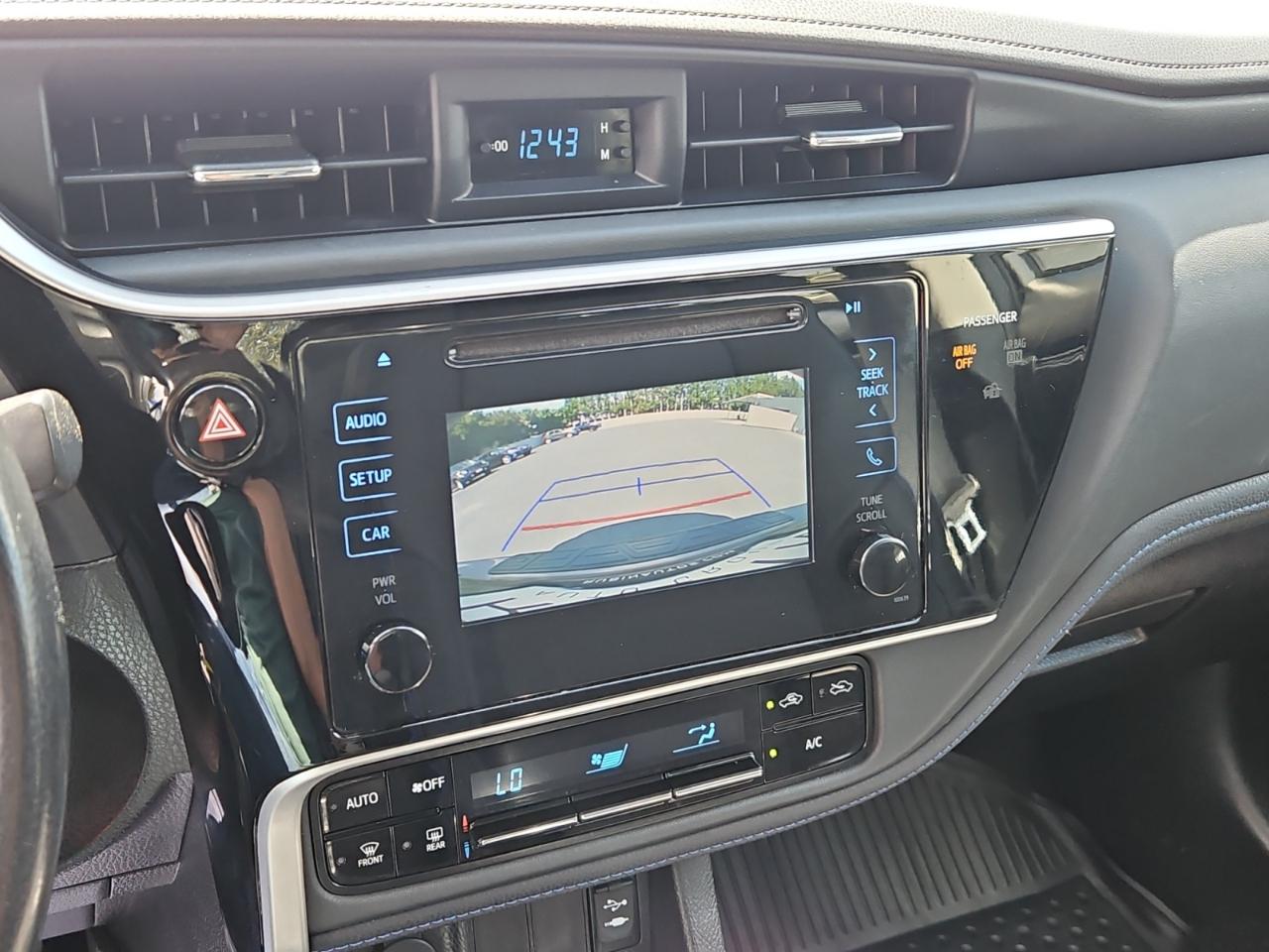 Toyota Corolla SE 4D Sedan 2017