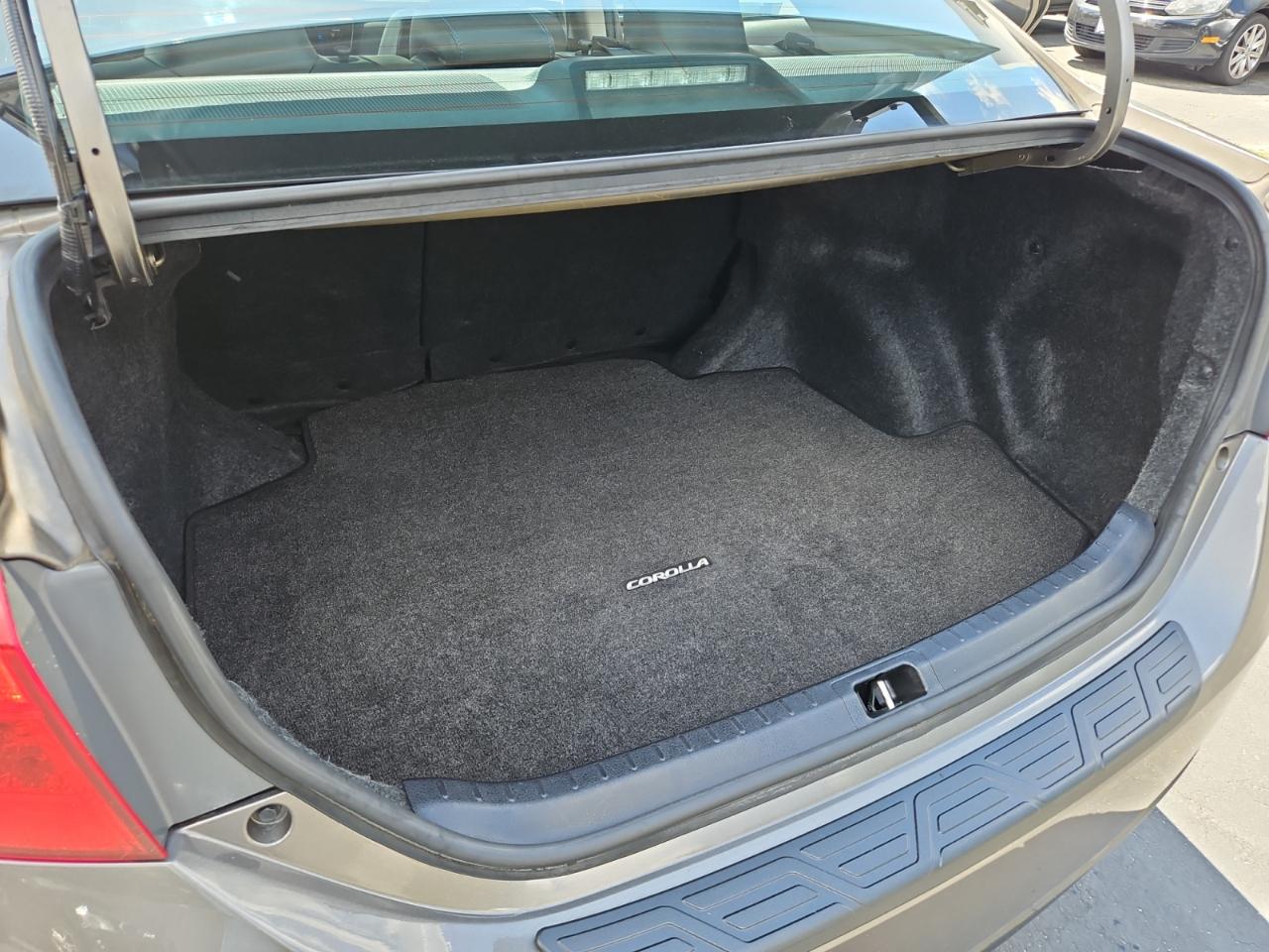 Toyota Corolla SE 4D Sedan 2017