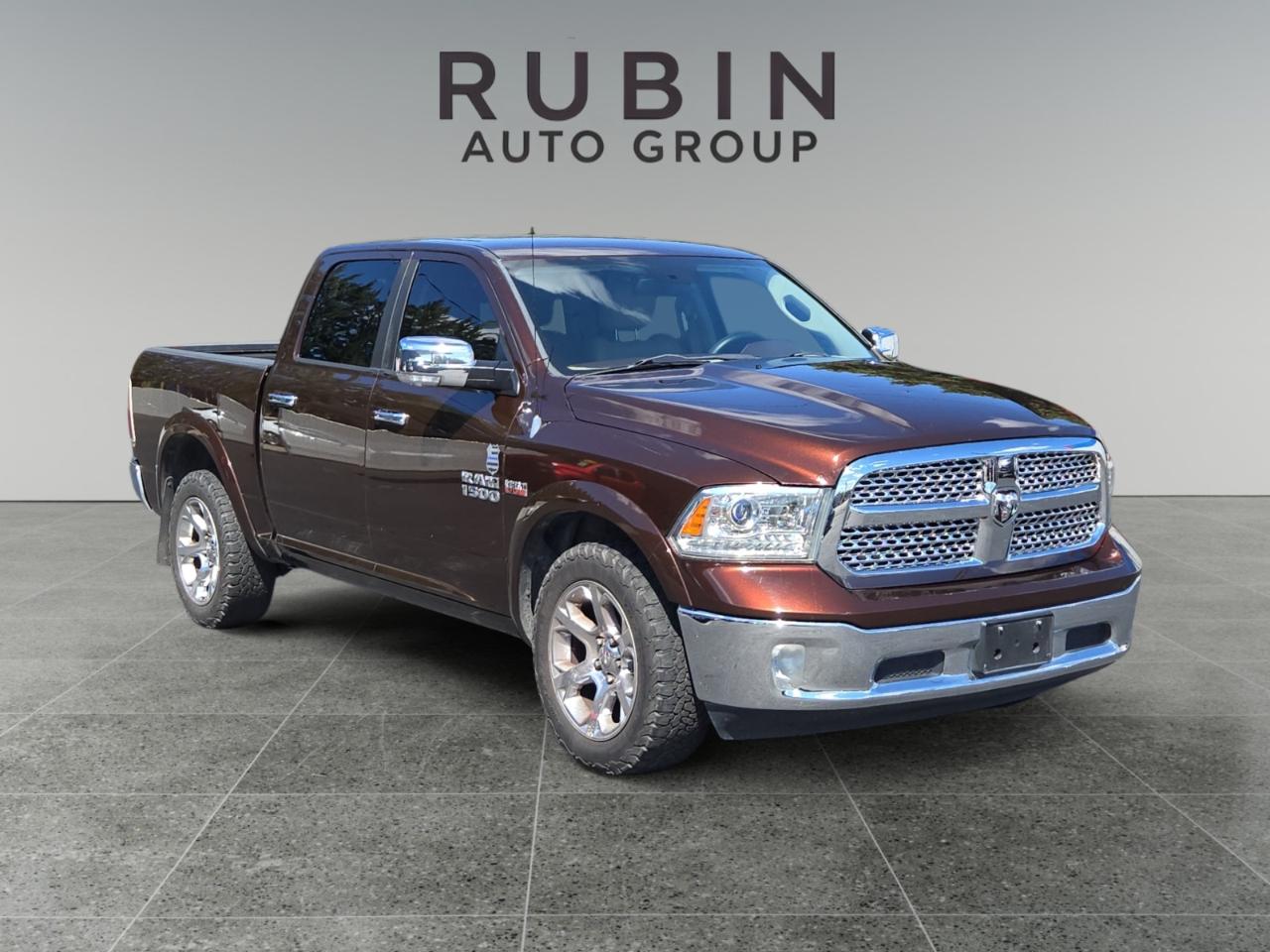 RAM 1500 Laramie Crew Cab SWB 4WD 2013