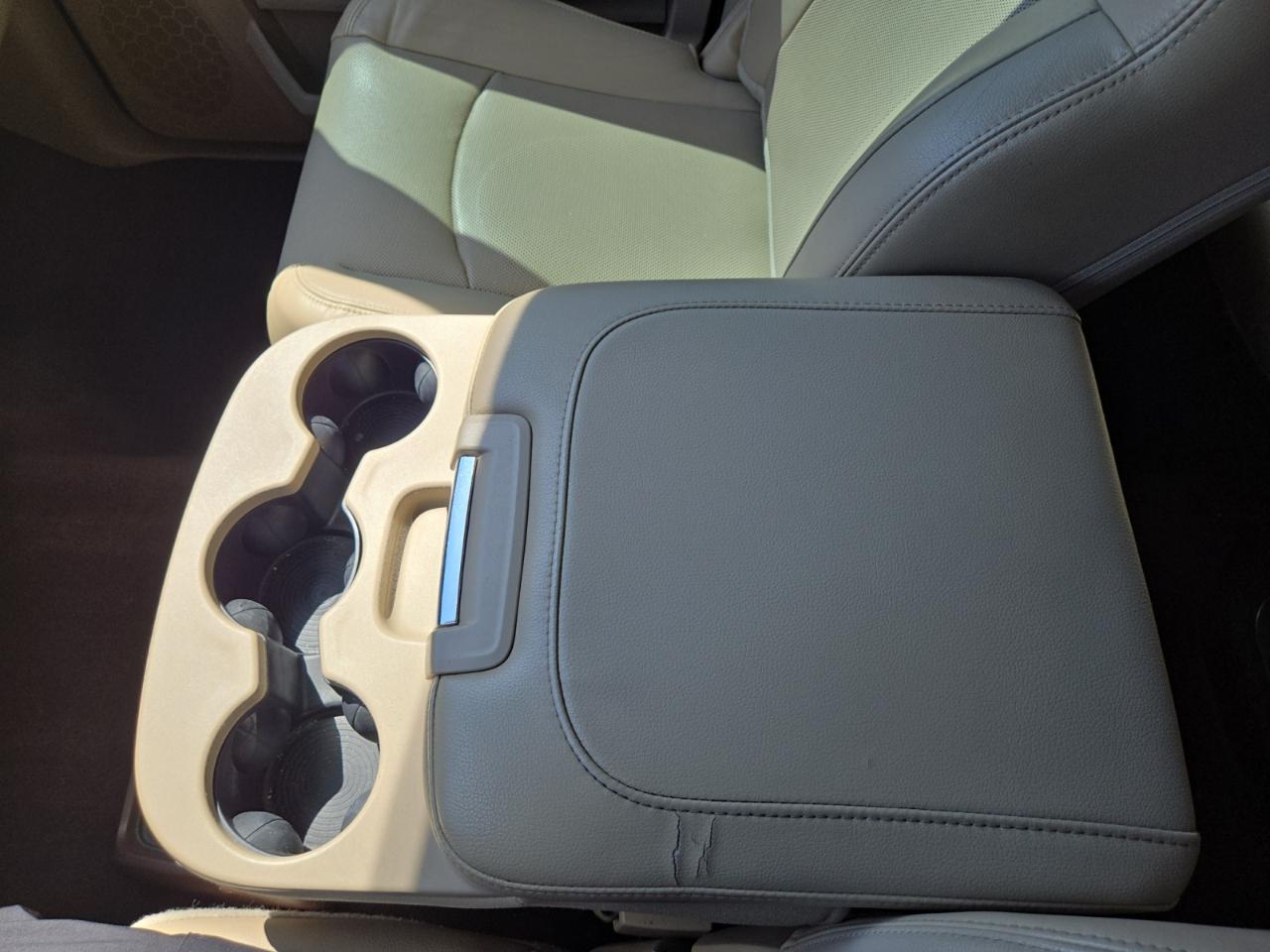 RAM 1500 Laramie Crew Cab SWB 4WD 2013