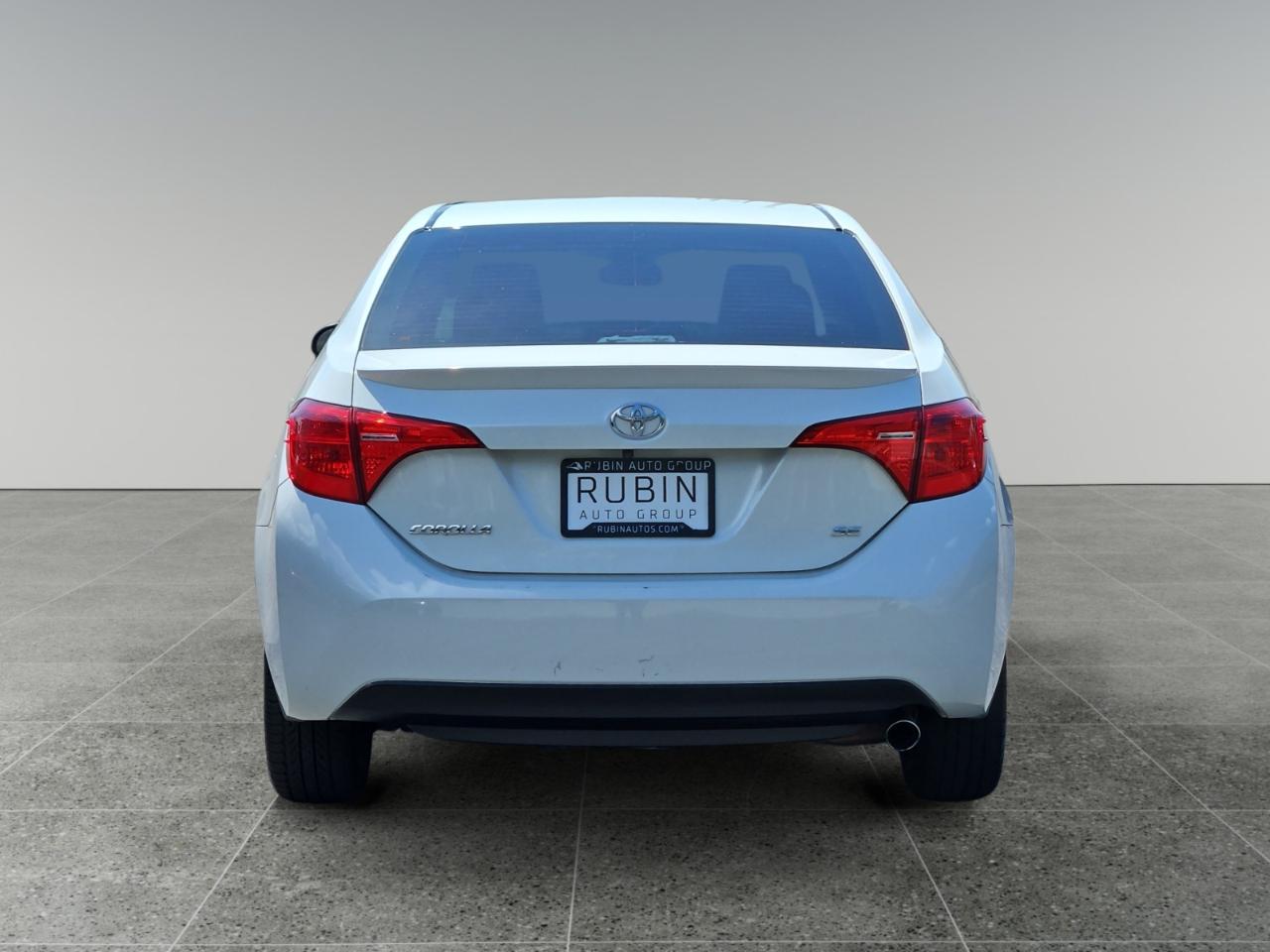 Toyota Corolla SE CVT 2017