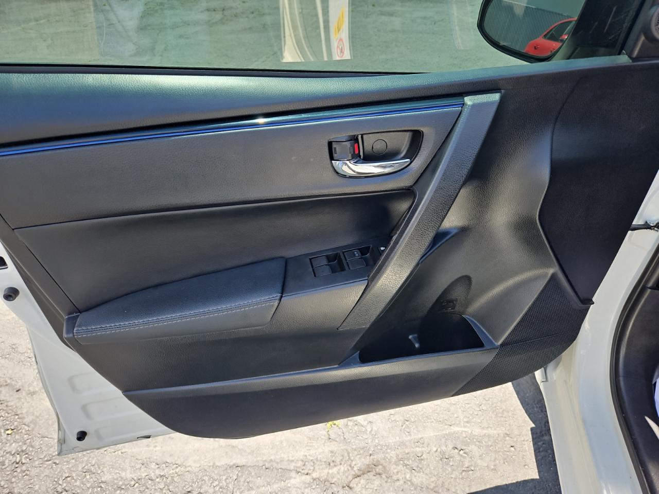 Toyota Corolla SE CVT 2017