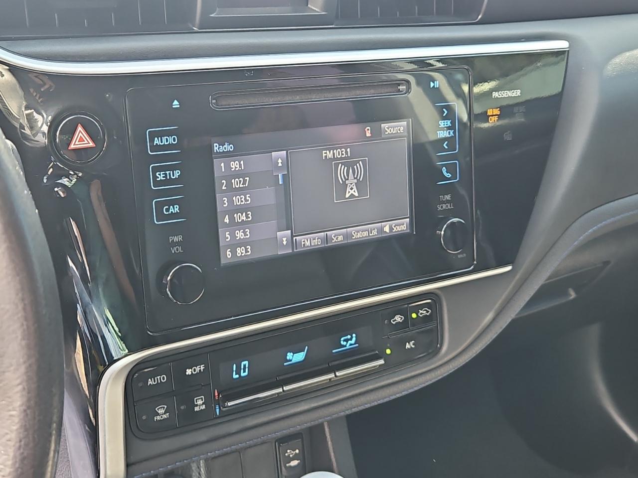 Toyota Corolla SE CVT 2017