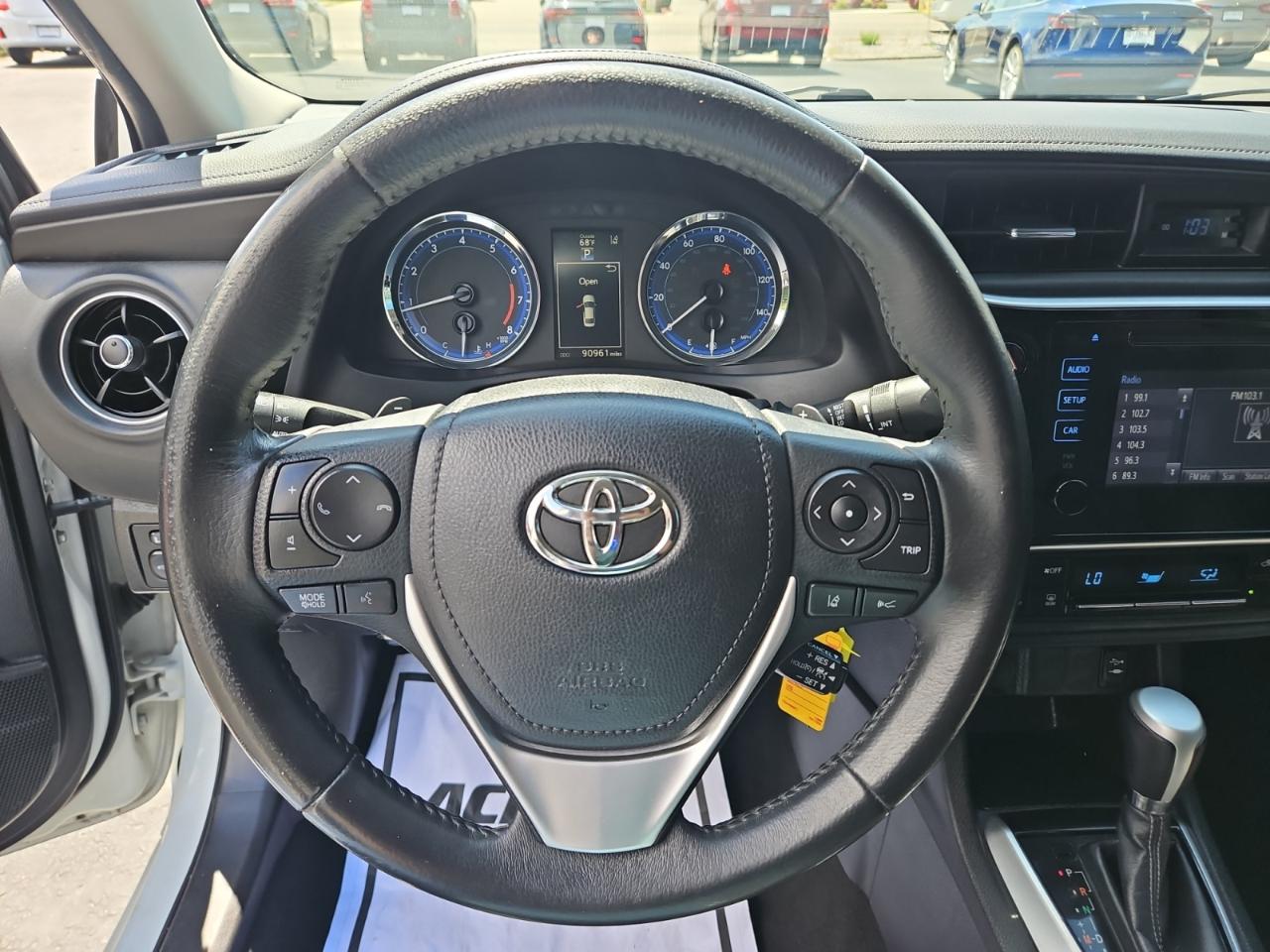 Toyota Corolla SE CVT 2017
