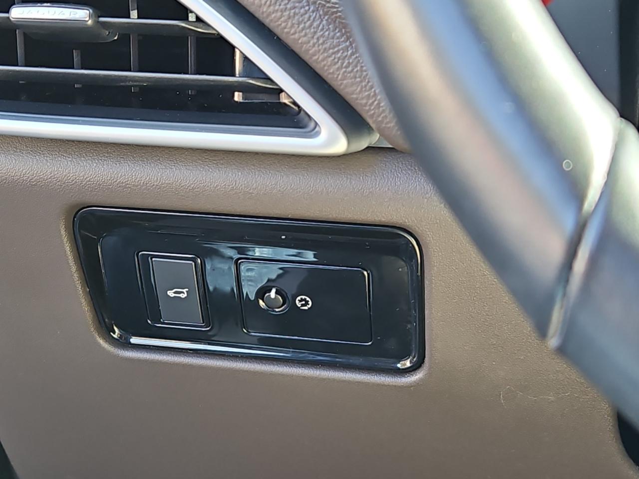 Jaguar F-Pace 35t Prestige 2017