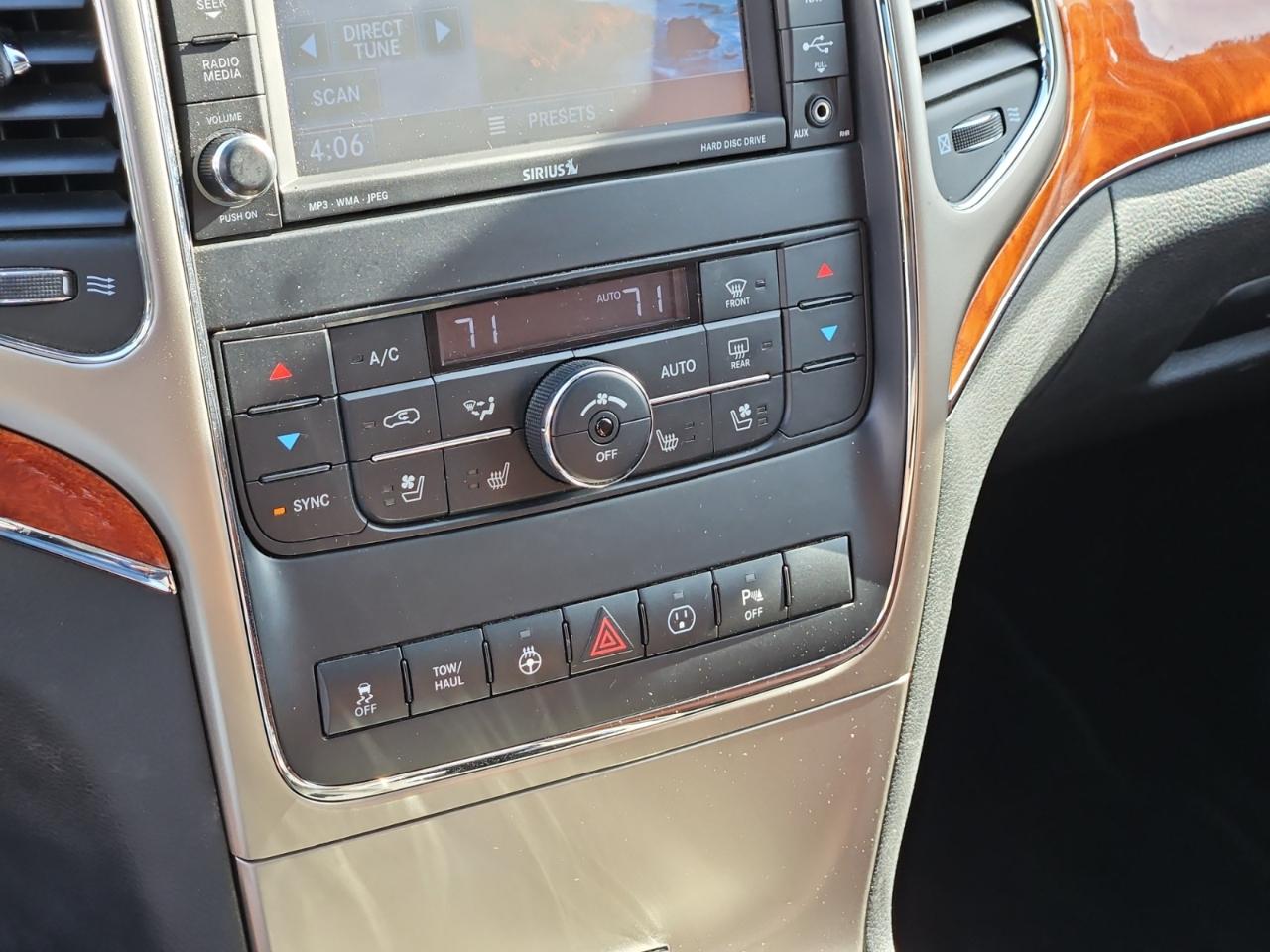 Jeep Grand Cherokee Overland 4WD 2013