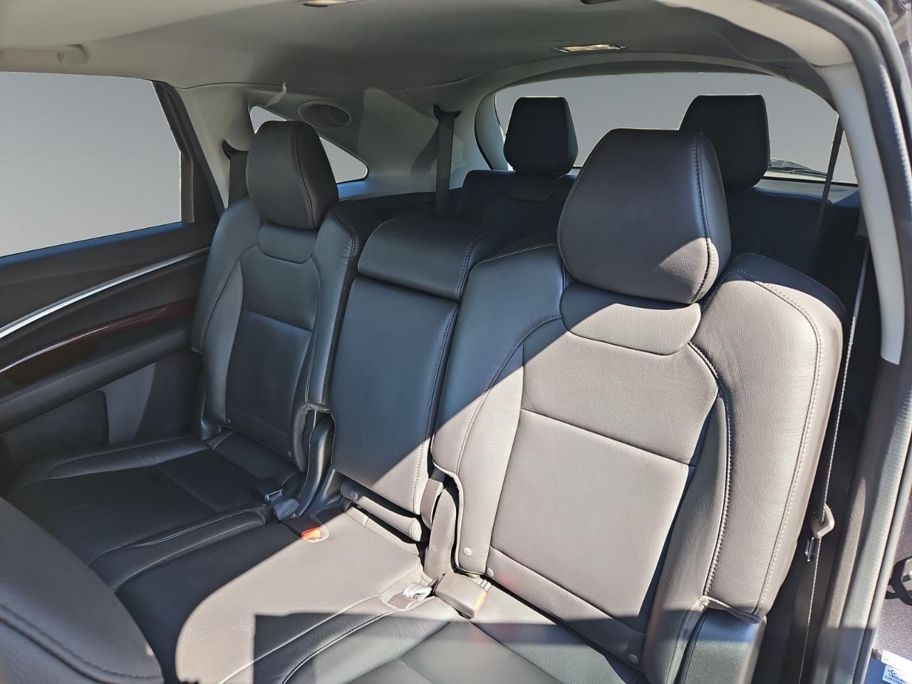 Acura MDX SH-AWD 9-Spd AT w/Tech Package 2016