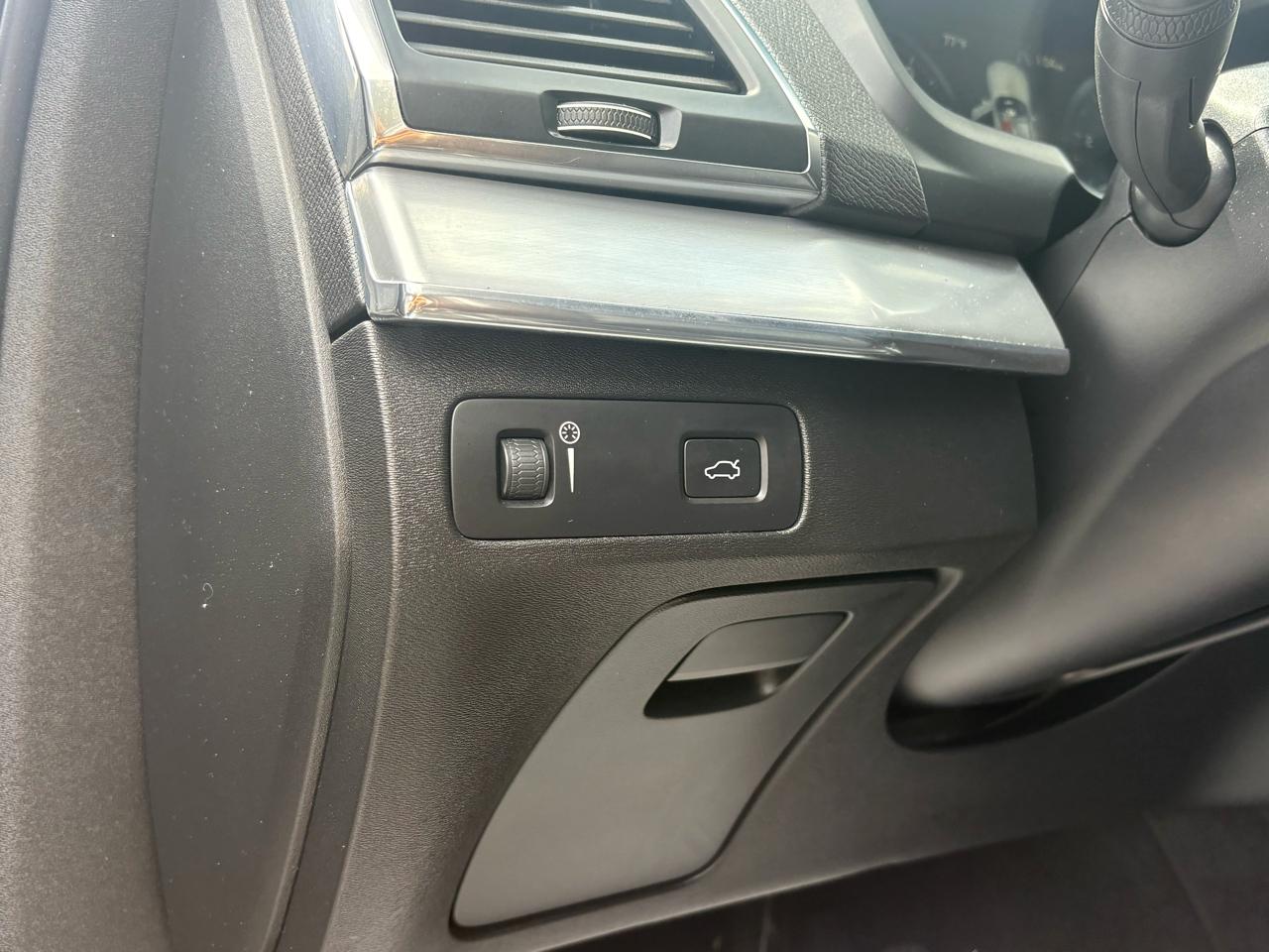 Volvo XC90 T6 Momentum AWD 2017