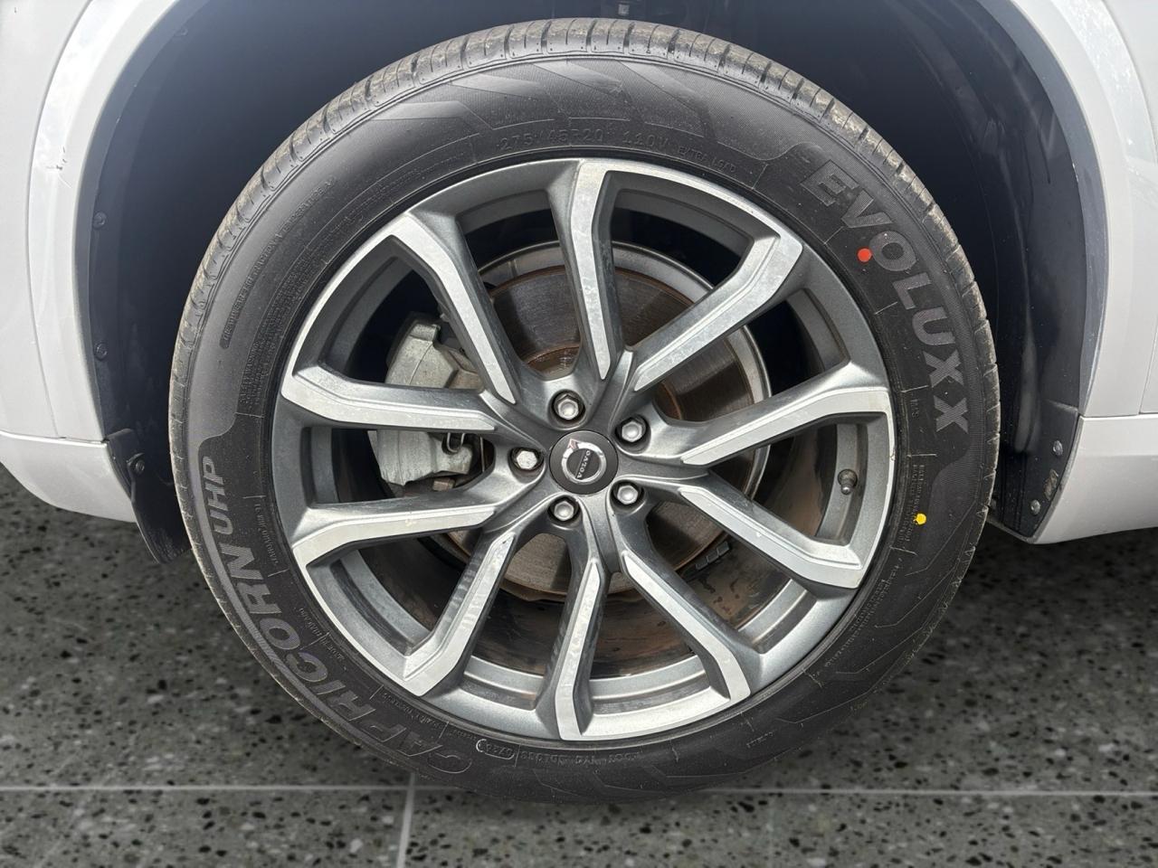 Volvo XC90 T6 Momentum AWD 2017