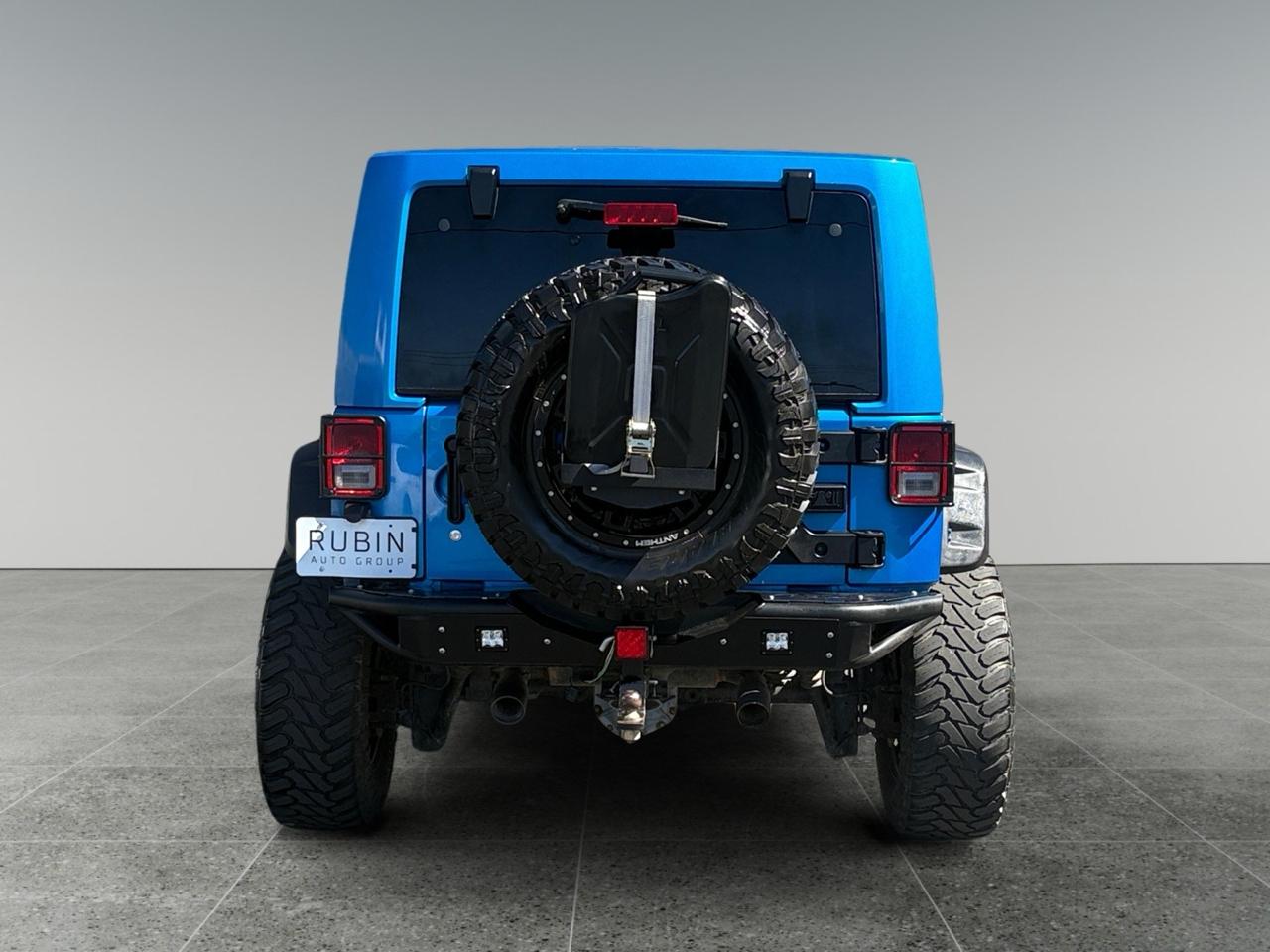 Jeep Wrangler Unlimited Sahara 4WD 2015