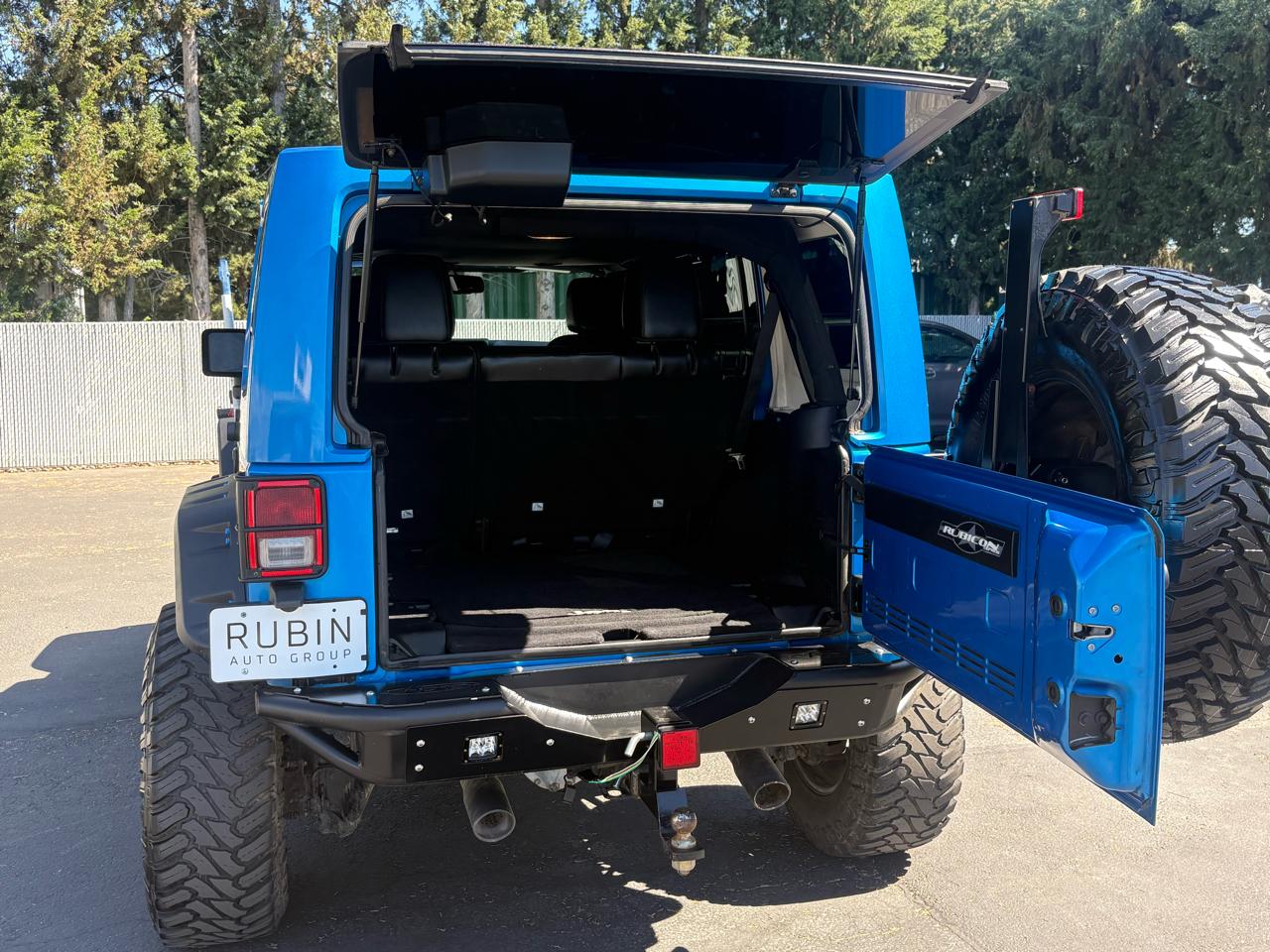 Jeep Wrangler Unlimited Sahara 4WD 2015