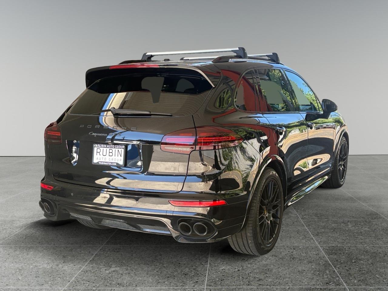 Porsche Cayenne GTS 2016