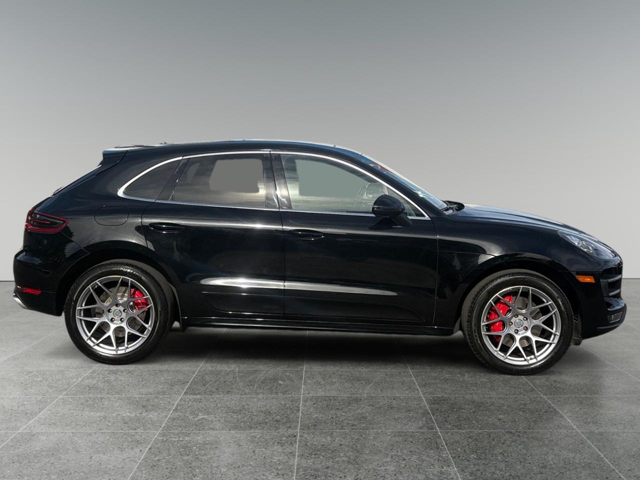 Porsche Macan Turbo 2015